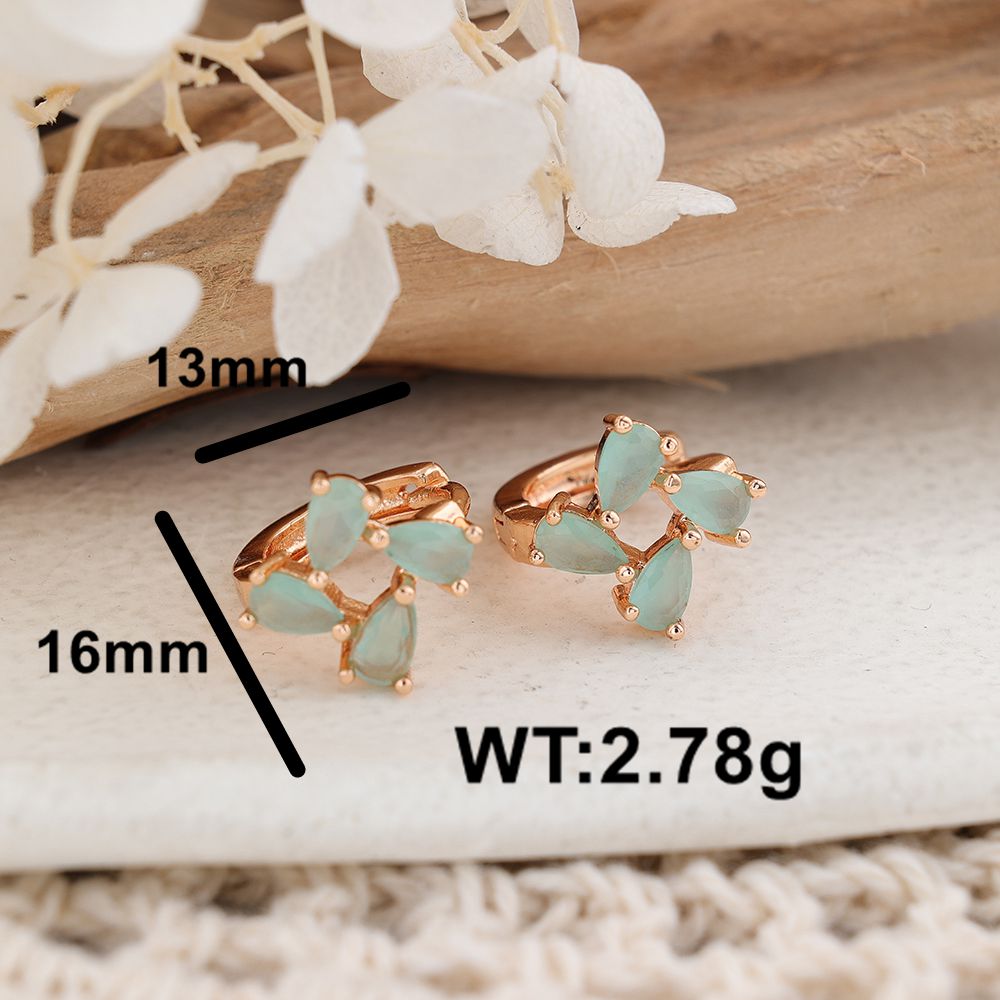 1 Pair Simple Style Classic Style Flower Plating Inlay Copper Zircon Rose Gold Plated Ear Studs display picture 4