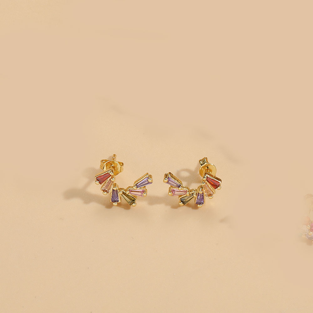 1 Pair Vintage Style Flower Inlay Copper Zircon 14K Gold Plated Hoop Earrings display picture 1