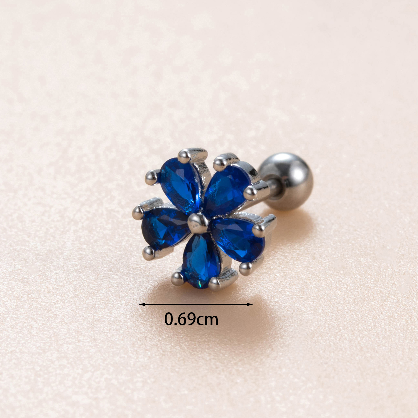 1 Piece Casual French Style Korean Style Oval Flower Inlay Copper Zircon Earrings Ear Studs display picture 3