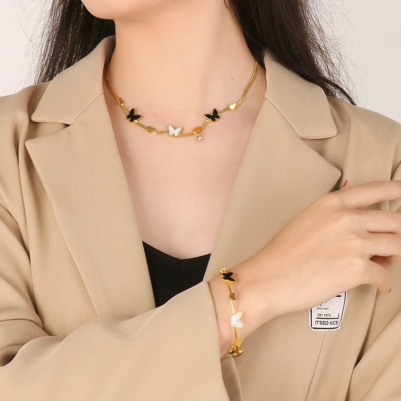 Acero Titanio Chapados en oro de 18k Elegante Señora Mariposa Pulsera Aretes Collar display picture 3