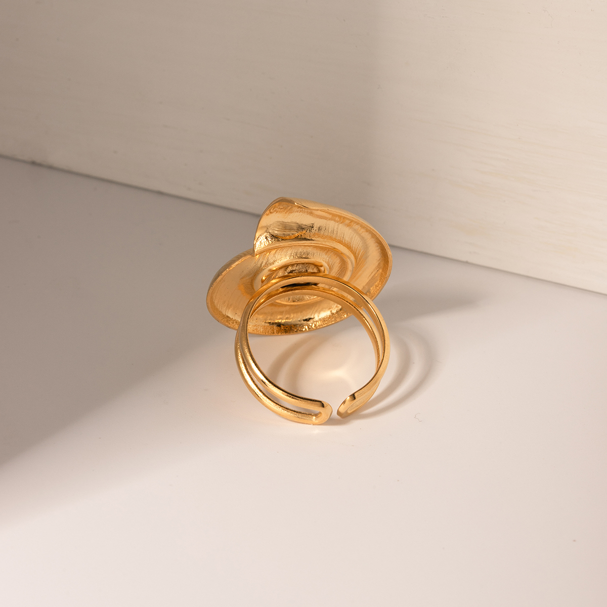 Edelstahl 316 18 Karat Vergoldet IG-Stil Einfacher Stil Spiral- Offener Ring display picture 2