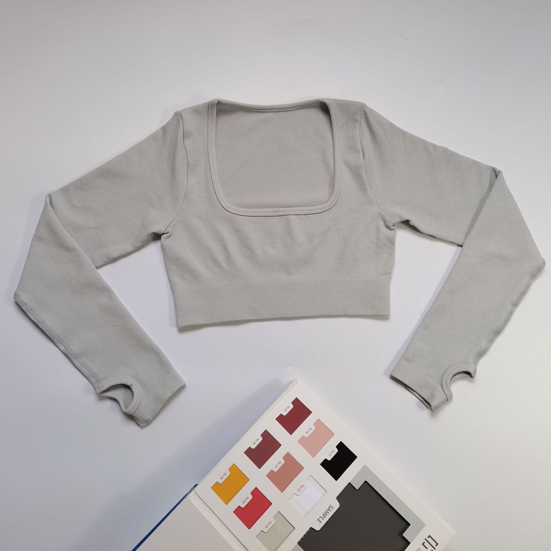 Frau Einfacher Stil Einfarbig Nylon U-Ausschnitt Trainings Anzug display picture 16