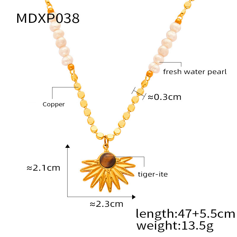 Casual Simple Style Commute Square Star Moon Freshwater Pearl Copper Beaded Inlay Rhinestones Agate 18K Gold Plated Unisex Pendant Necklace display picture 6