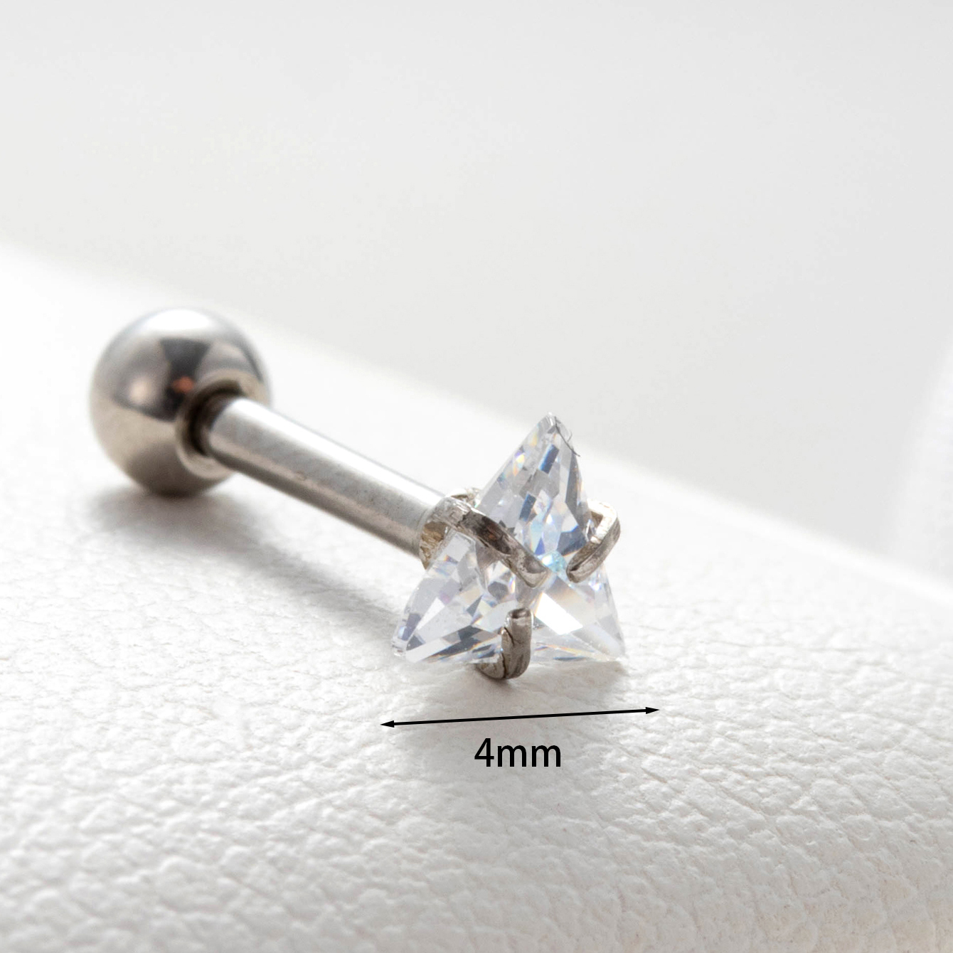 1 Piece Casual French Style Simple Style Triangle Inlay Copper Zircon Earrings Ear Studs display picture 2