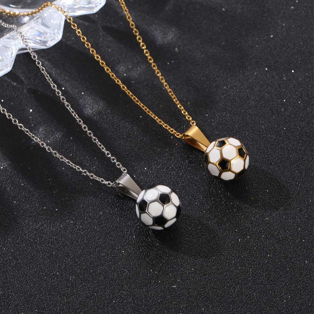 304 Stainless Steel 18K Gold Plated Simple Style Football Pendant Necklace display picture 2
