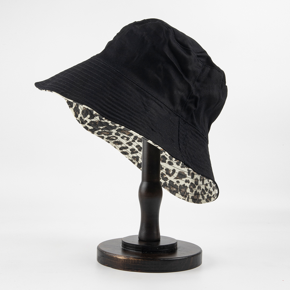 Women's Casual Beach Leopard Flat Eaves Bucket Hat display picture 5