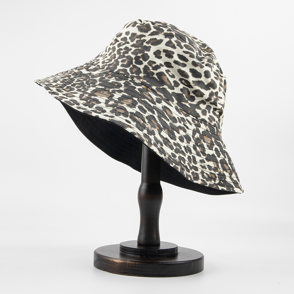Women's Casual Beach Leopard Flat Eaves Bucket Hat display picture 4