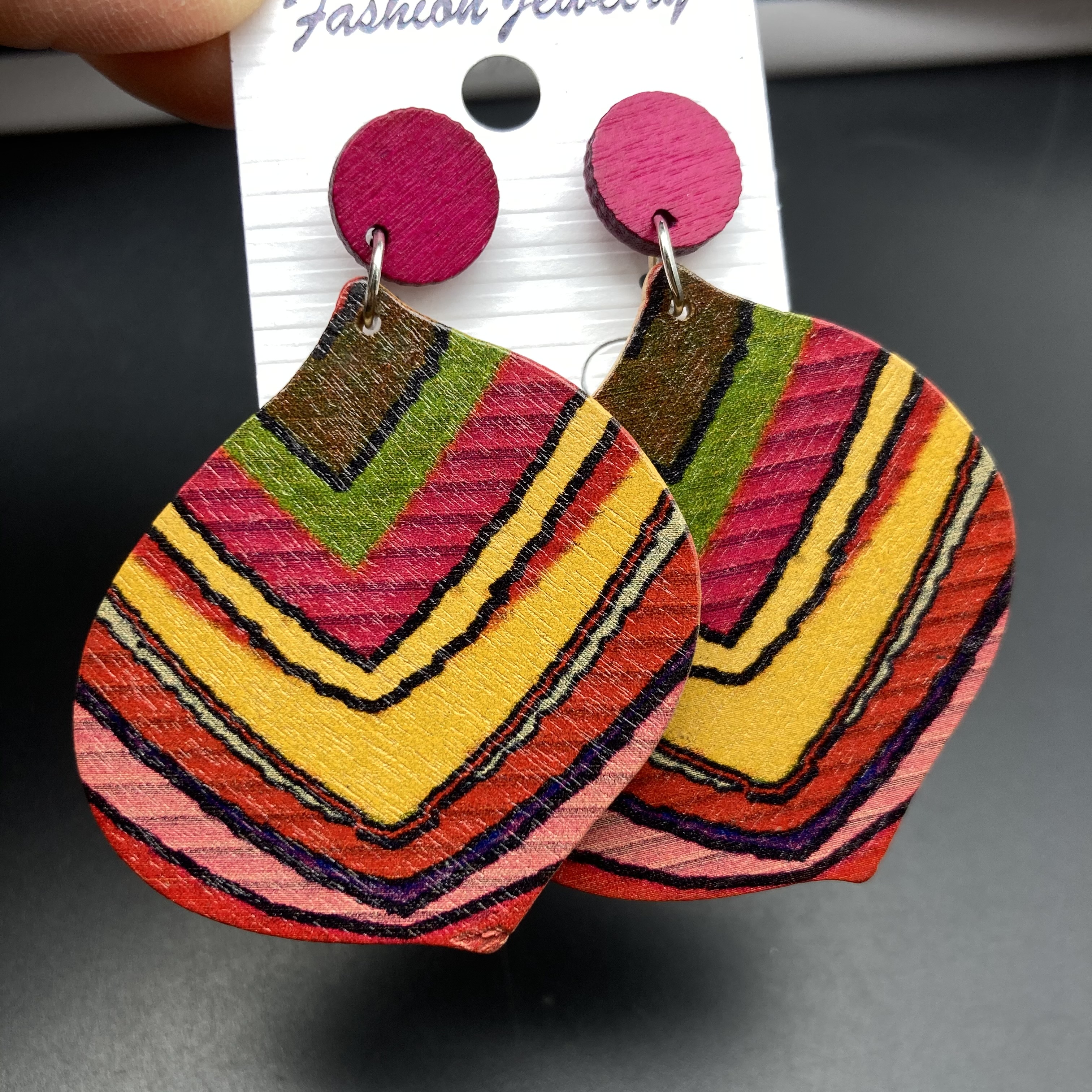 1 Pair Casual Retro Vacation Geometric Waves Stoving Varnish Wood Earrings display picture 6
