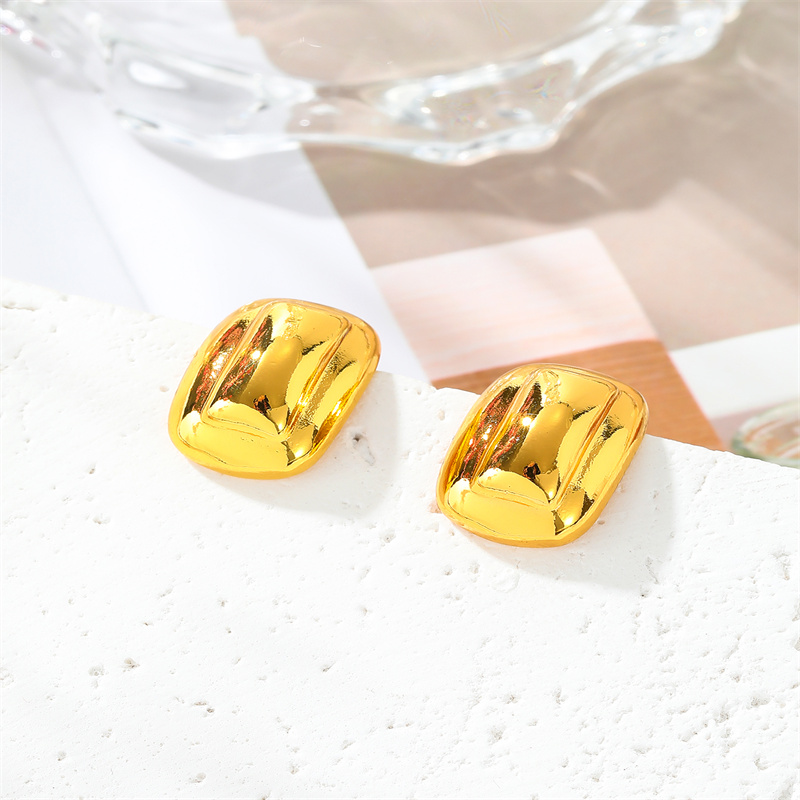 1 Pair IG Style Fairy Style French Style Geometric Solid Color Copper 18K Gold Plated Ear Studs display picture 3