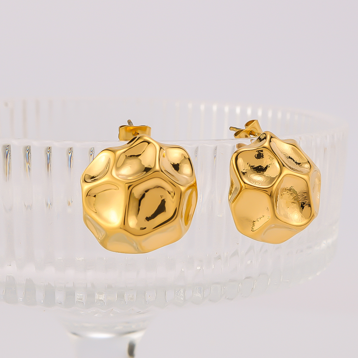 1 Pair IG Style Elegant Round Solid Color Asymmetrical 304 Stainless Steel 18K Gold Plated Ear Studs display picture 3