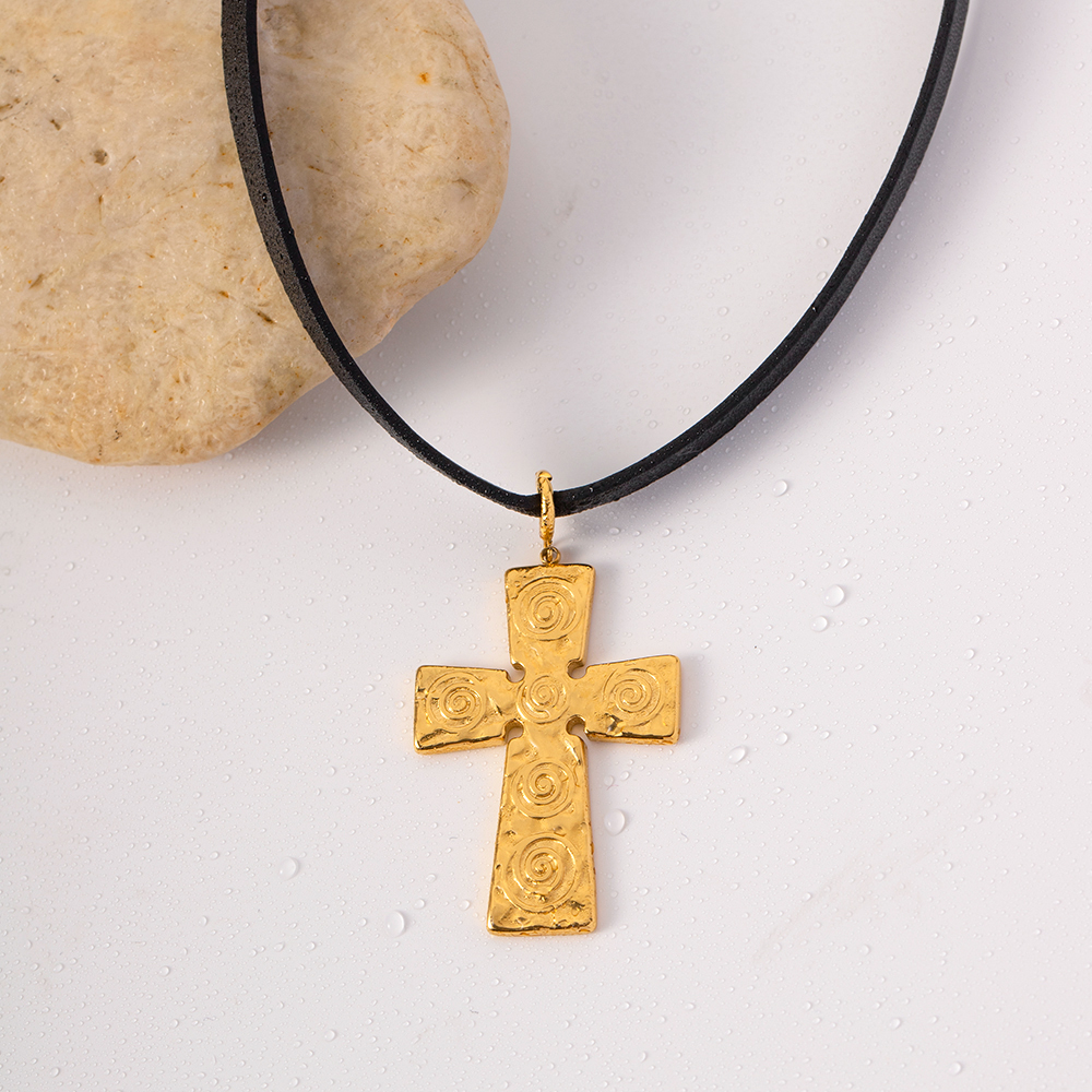 IG Style Simple Style Cross 304 Stainless Steel Leather Rope 18K Gold Plated Women's Pendant Necklace display picture 9