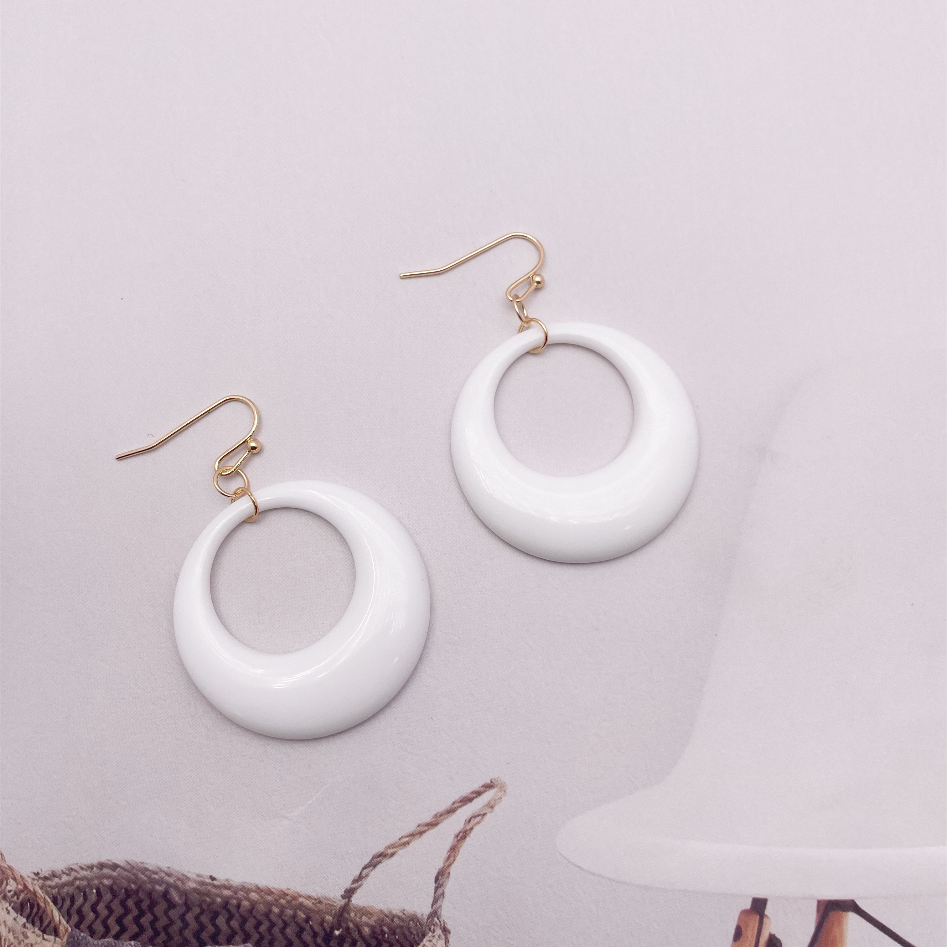 1 Pair Hawaiian Pastoral Simple Style Geometric Arylic Gold Plated Drop Earrings display picture 2