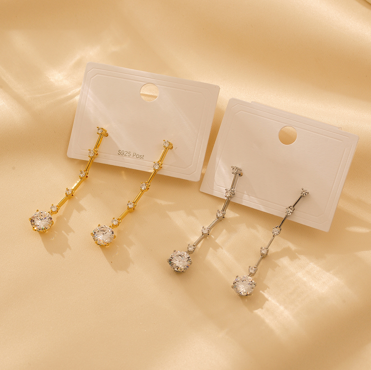 1 Pair Simple Style Classic Style Solid Color Plating Inlay Titanium Steel Zircon 18K Gold Plated Drop Earrings display picture 1