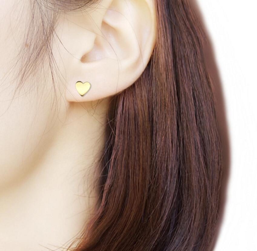 1 Pair Simple Style Classic Style Round Star Moon Hollow Out 304 Stainless Steel 18K Gold Plated Ear Studs display picture 1