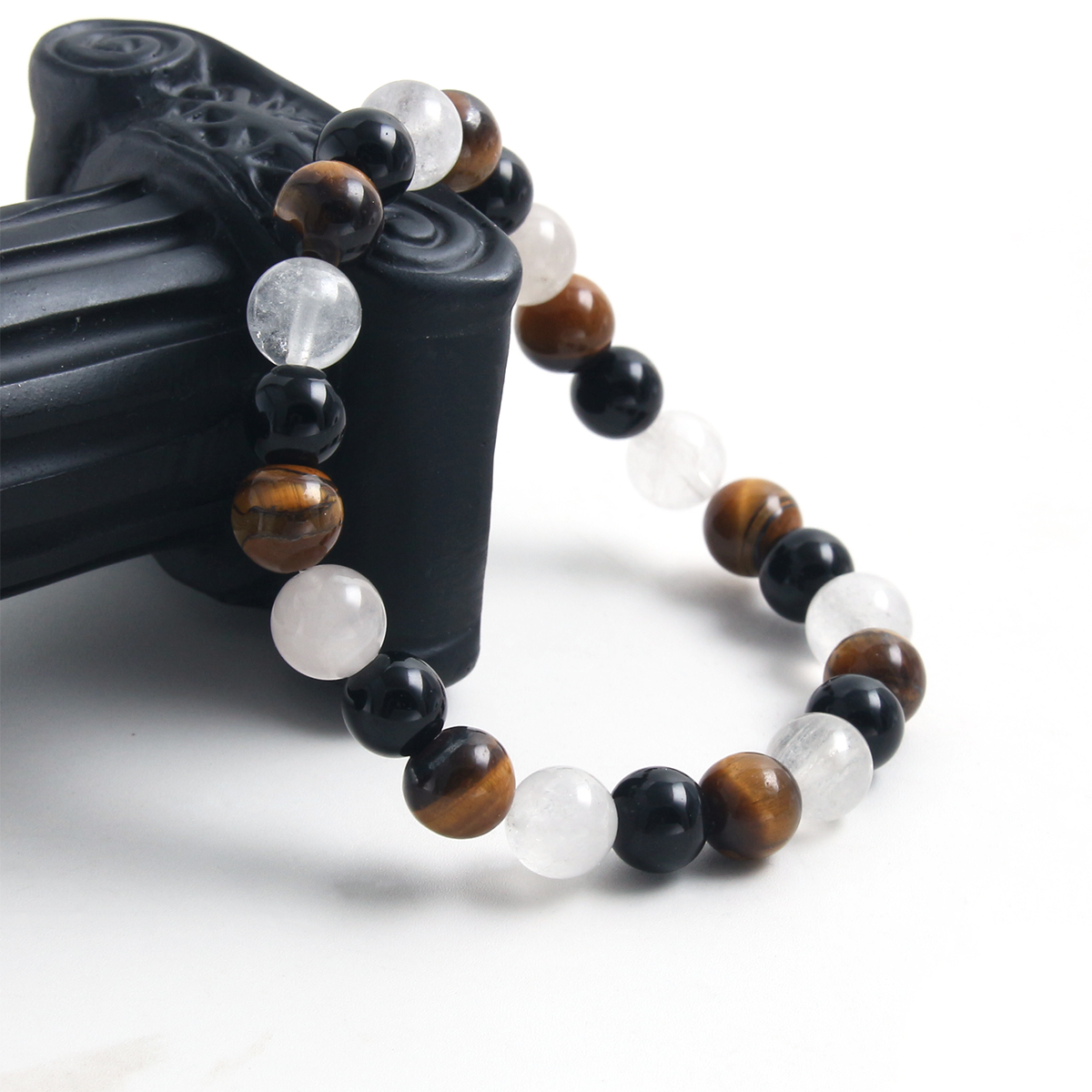 Simple Style Round Natural Stone Moonstone Beaded Unisex Bracelets display picture 6