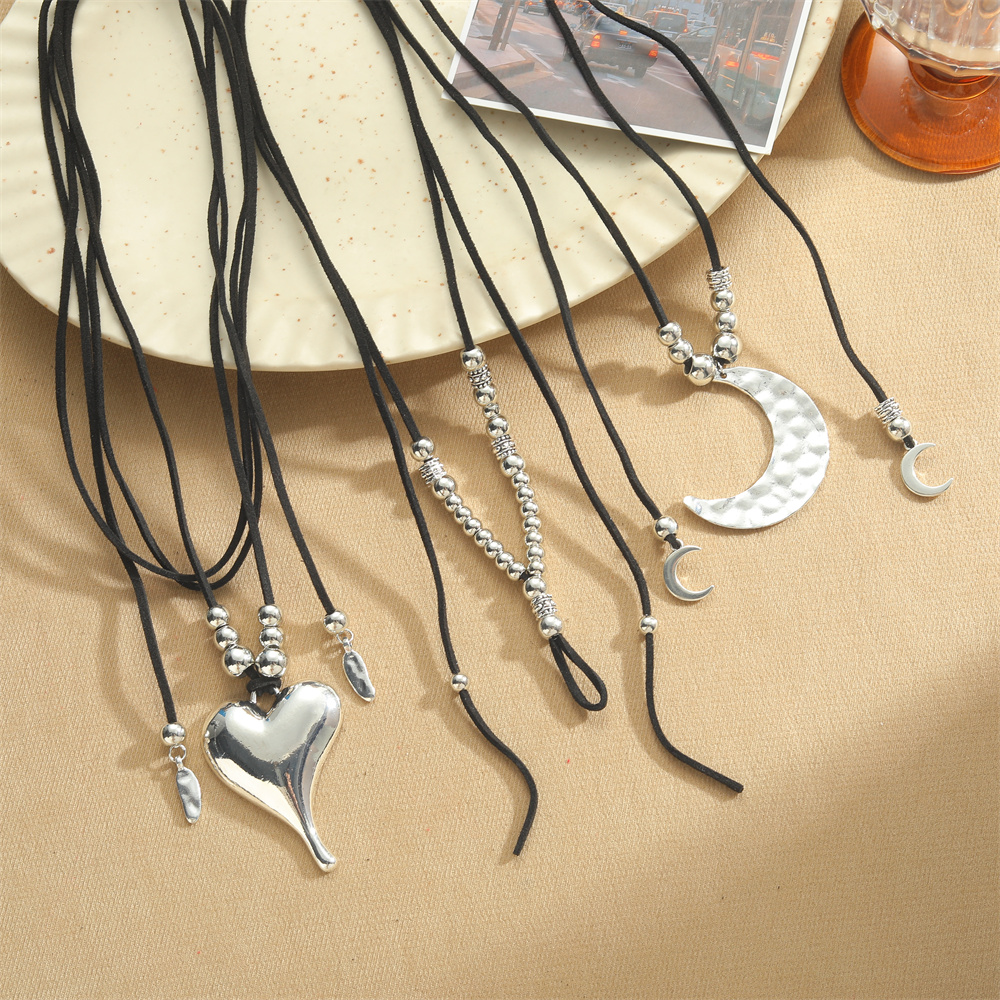 Simple Style Heart Shape CCB Alloy Velvet Inlay CCB Women's Pendant Necklace display picture 6