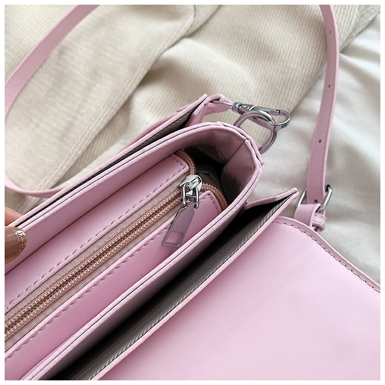 Women's Medium Pu Leather Solid Color Bow Knot Basic Square Magnetic Buckle Crossbody Bag display picture 3