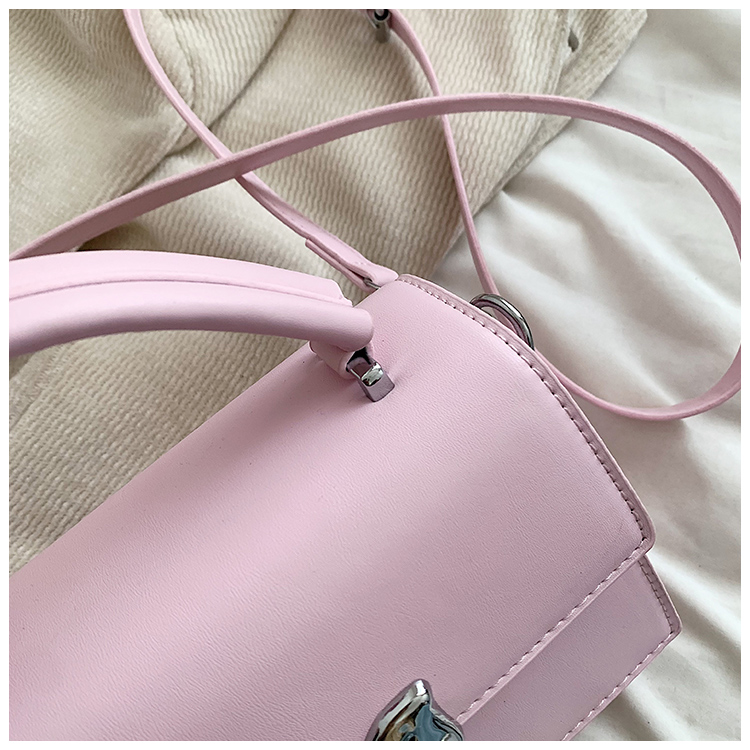Women's Medium Pu Leather Solid Color Bow Knot Basic Square Magnetic Buckle Crossbody Bag display picture 8