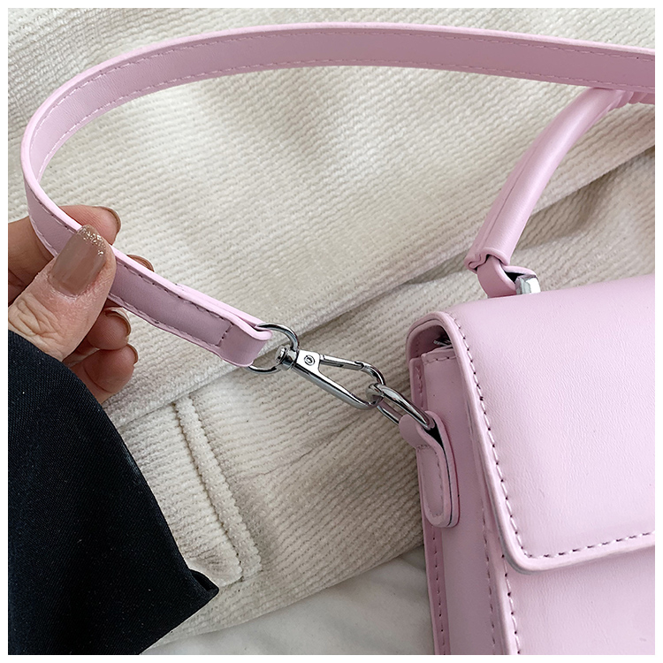 Women's Medium Pu Leather Solid Color Bow Knot Basic Square Magnetic Buckle Crossbody Bag display picture 2