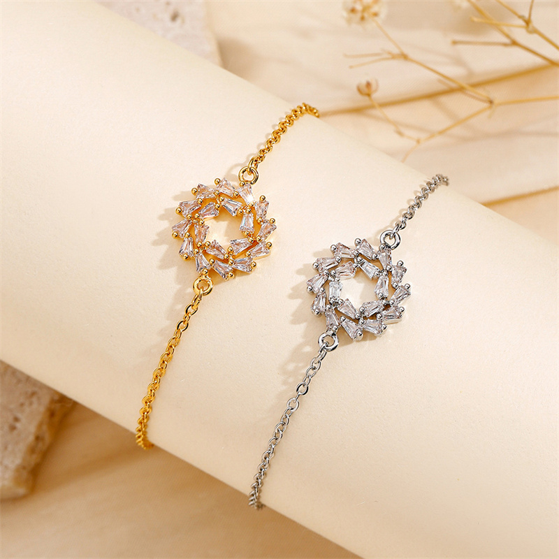 Le Cuivre Plaqué Or 18K Élégant Dame Incruster Couleur Unie Zircon Bracelets display picture 2