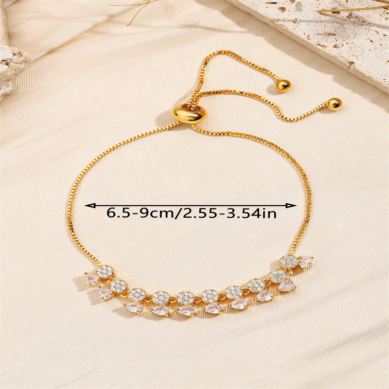 Copper 18K Gold Plated Elegant Streetwear Inlay Geometric Zircon Bracelets display picture 3