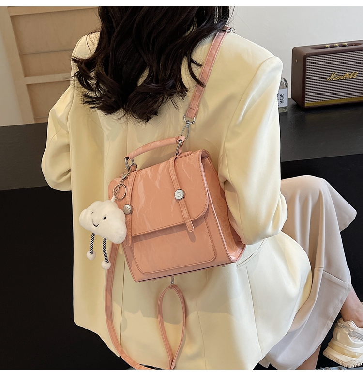 Women's Medium Pu Leather Solid Color Preppy Style Classic Style Magnetic Buckle Fashion Backpack display picture 7