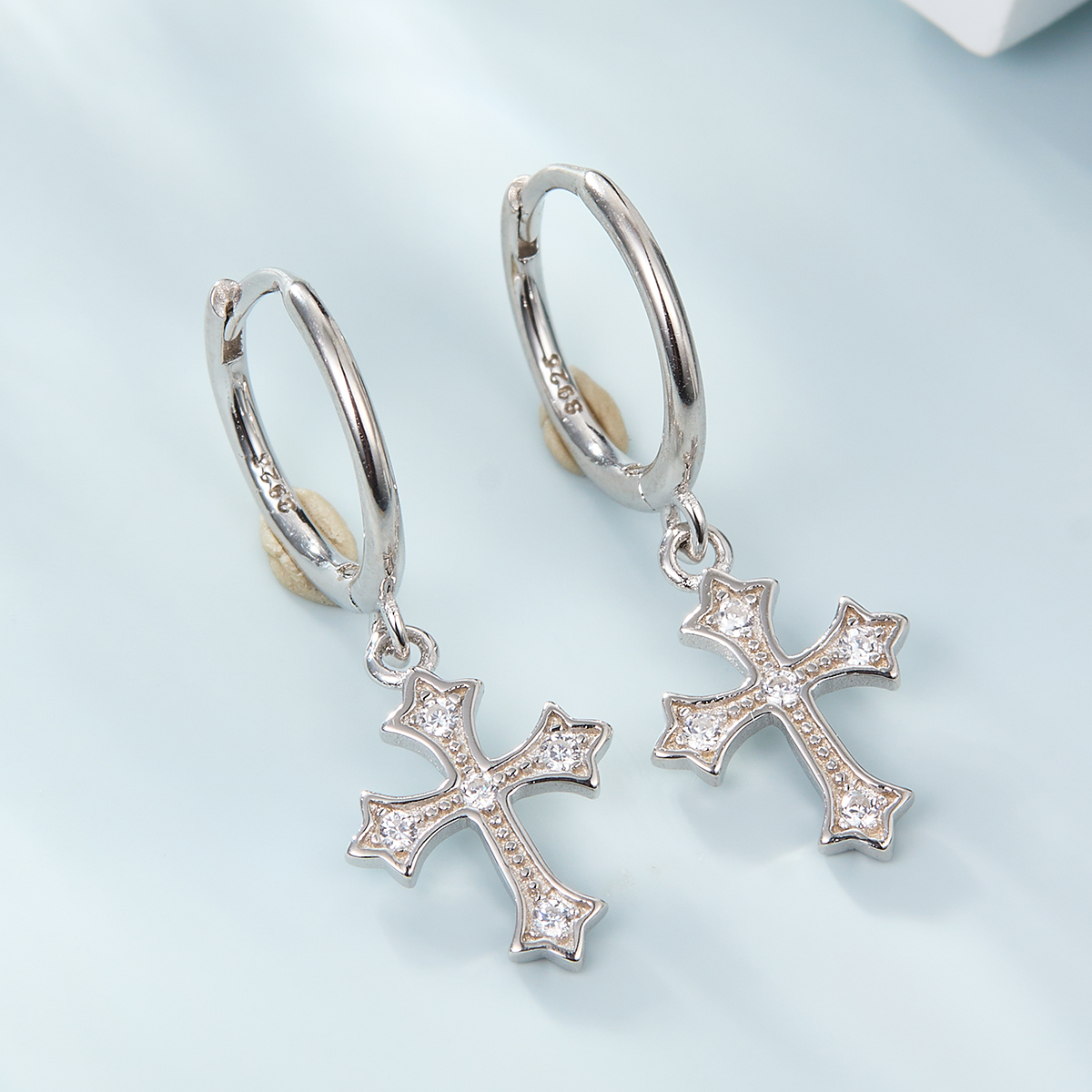 1 Pair Elegant Lady Classic Style Cross Inlay Sterling Silver Rhinestones Drop Earrings display picture 11