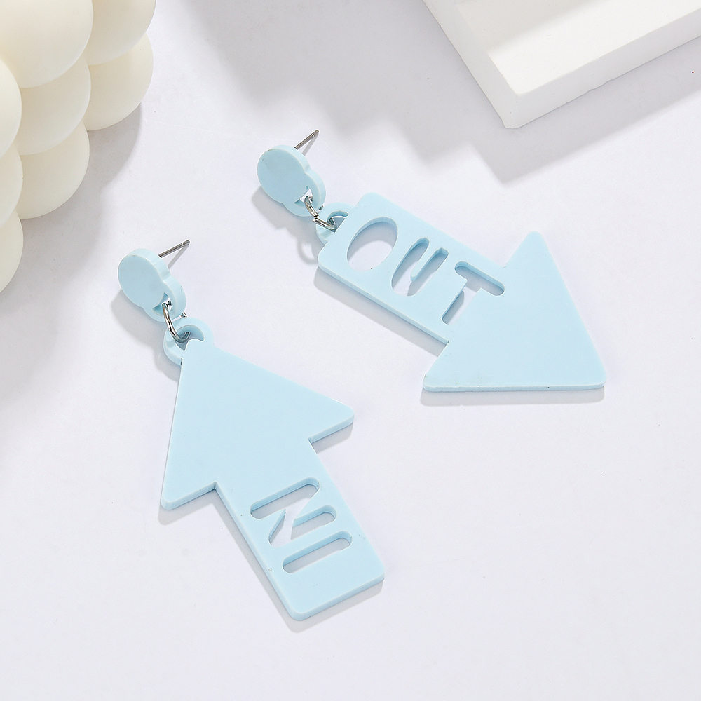 1 Pair Simple Style Arrow Arylic Drop Earrings display picture 3