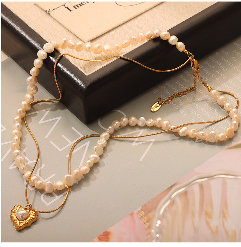 Freshwater Pearl Titanium Steel 18K Gold Plated IG Style Casual Commute Beaded Plating Inlay Oval Heart Shape Artificial Pearls Pendant Necklace display picture 2