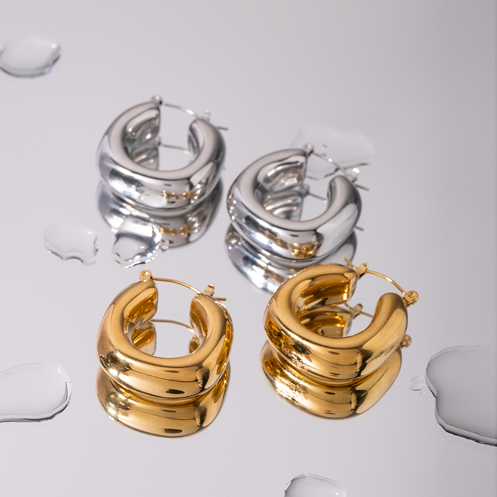 1 Pair IG Style Simple Style U Shape Solid Color 304 Stainless Steel 16K Gold Plated Earrings display picture 7