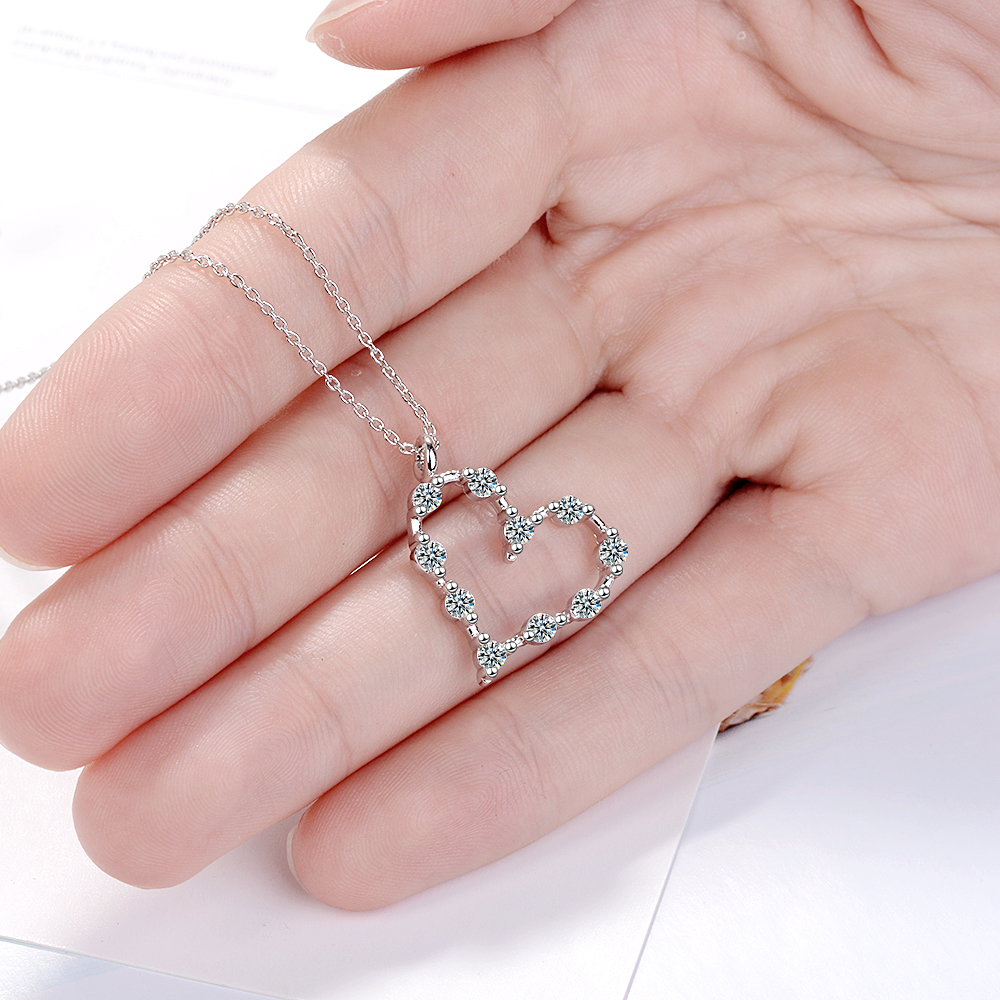 Copper Sweet Simple Style Inlay Heart Shape Zircon Pendant Necklace display picture 7