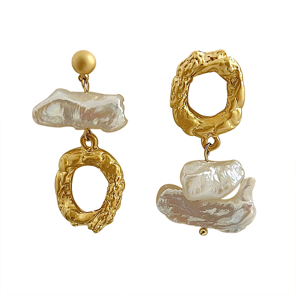 1 Par Elegante Estilo Vintage Irregular Cobre Chapados en oro de 18k Pendientes De Gota display picture 1