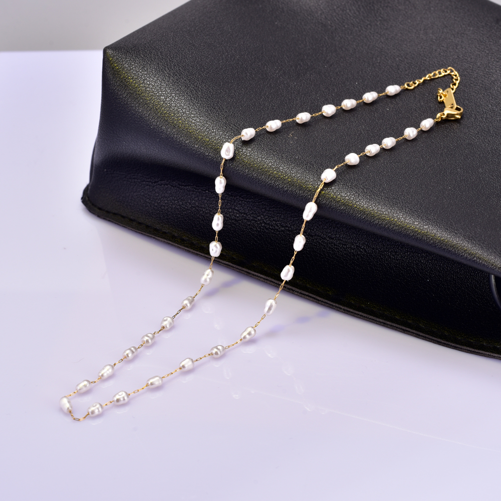 Elegant Einfacher Stil Geometrisch Perlen Des Barock Titan Stahl 18 Karat Vergoldet Frau Halskette display picture 8