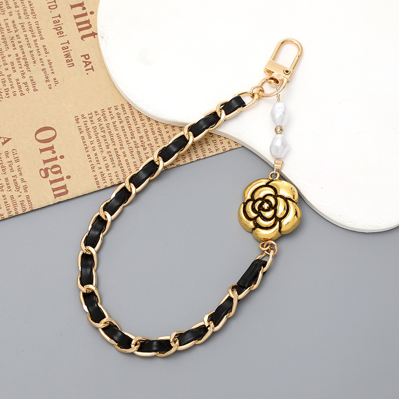 Sweet Flower Alloy Chain Keychain display picture 16