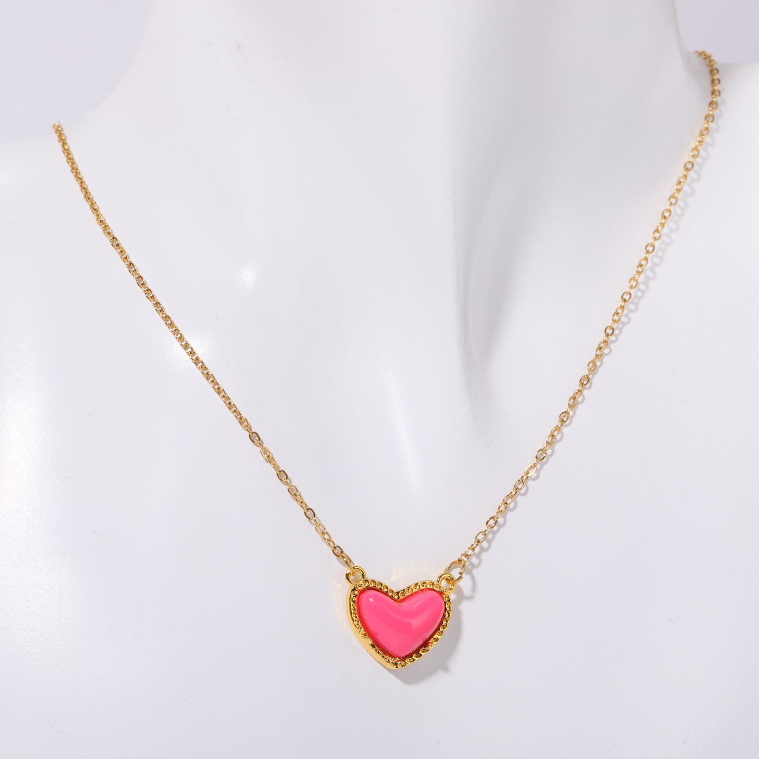 Kupfer Vergoldet Lässig Einfacher Stil Überzug Herzform Halskette Mit Anhänger display picture 2