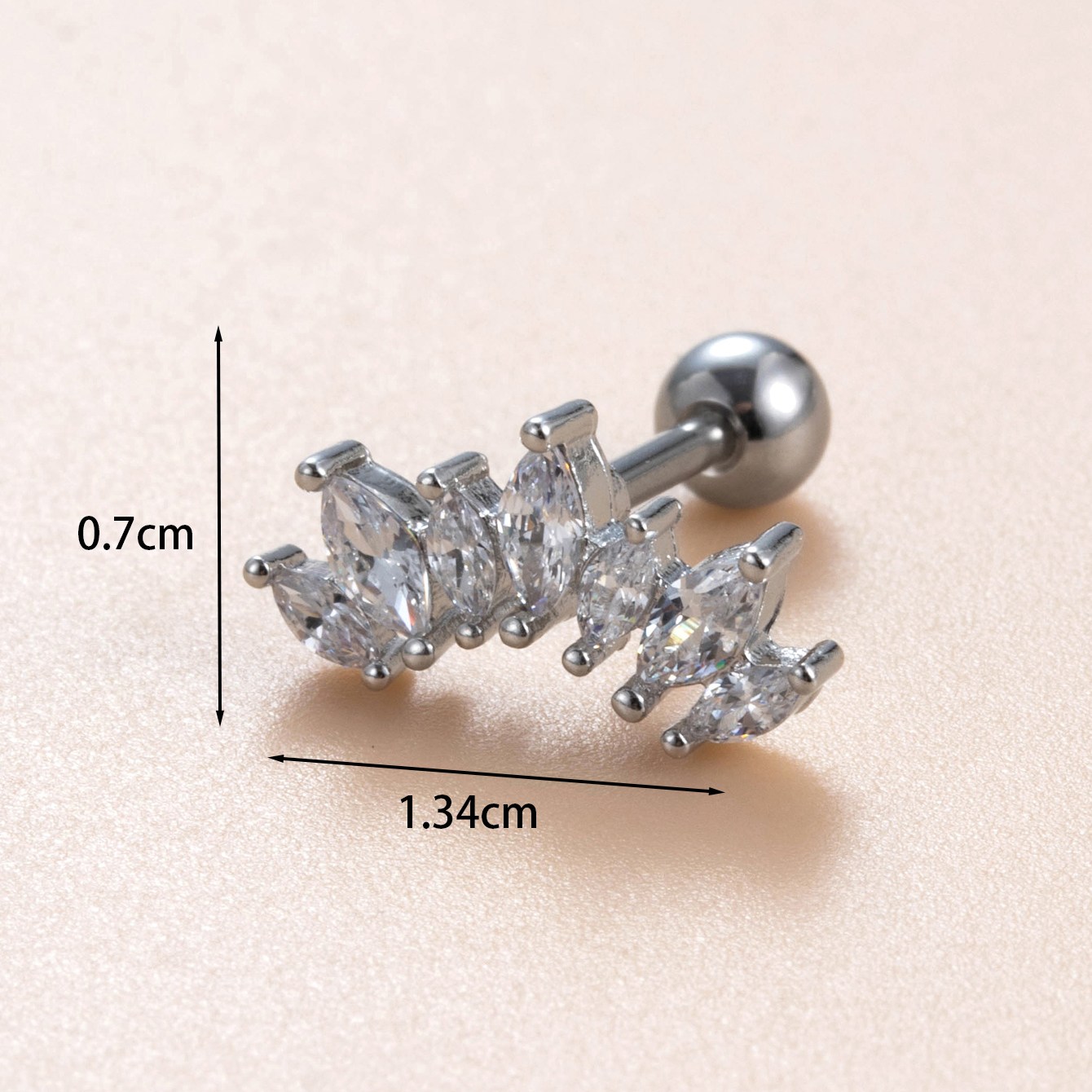 1 Piece IG Style Simple Style Geometric Heart Shape Inlay Copper Zircon Ear Studs Cartilage Earrings display picture 1