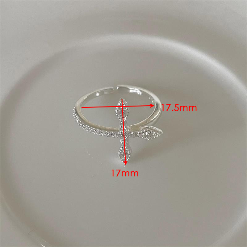 Wholesale Simple Style Cross Copper Plating Inlay Silver Plated Zircon Rings display picture 6