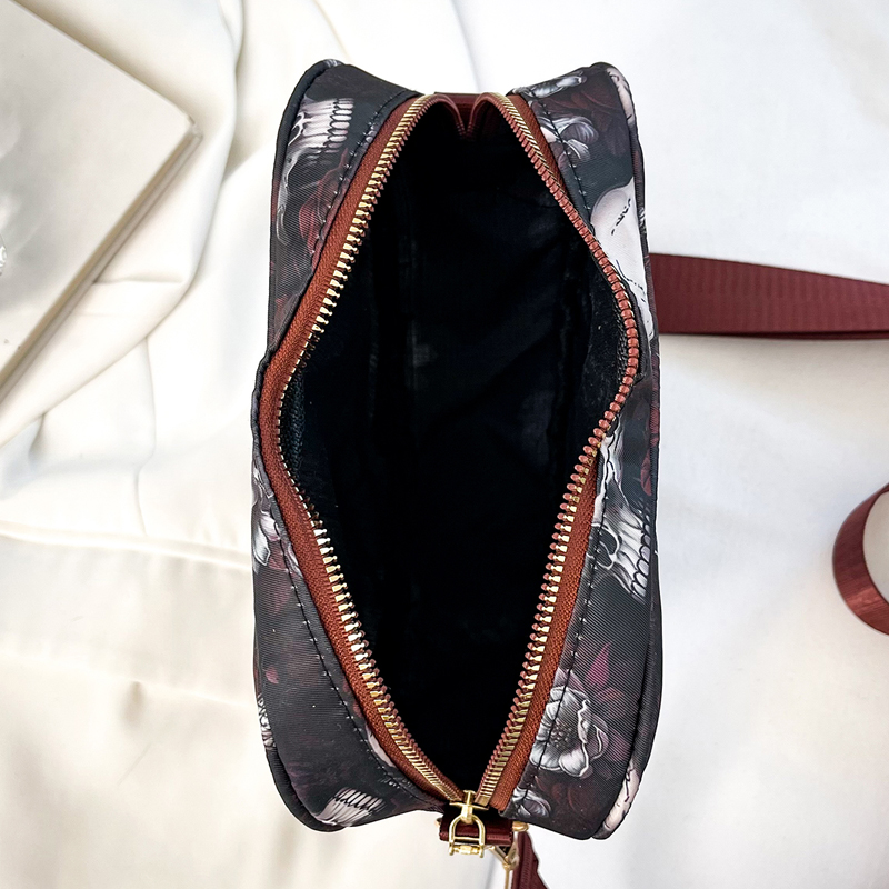 Unisex Medium Nylon Skull Streetwear Zipper Bag Sets Crossbody Bag display picture 9