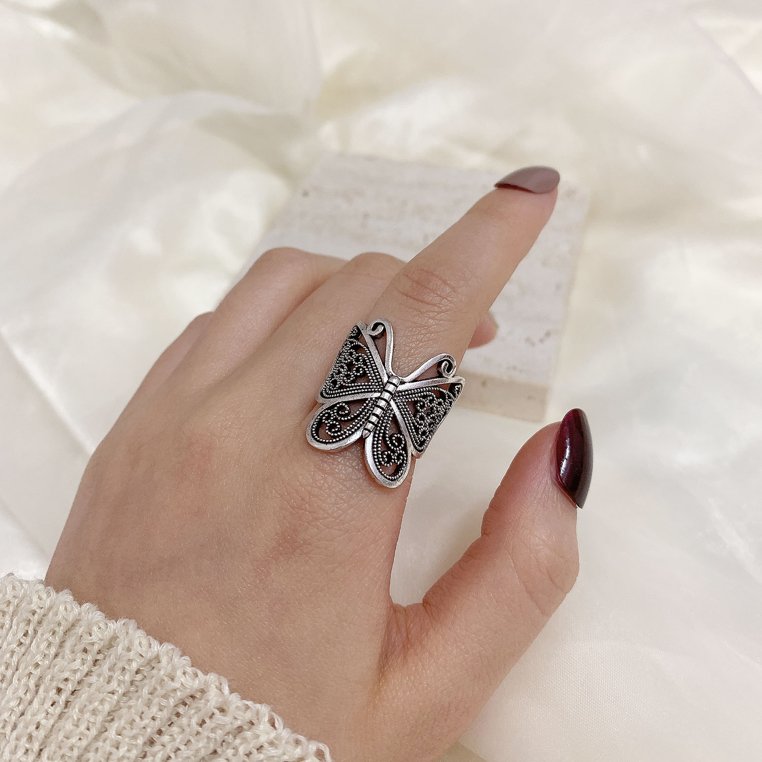 Gothic Retro Cool Style Butterfly Alloy Hollow Out Women's Open Rings display picture 1