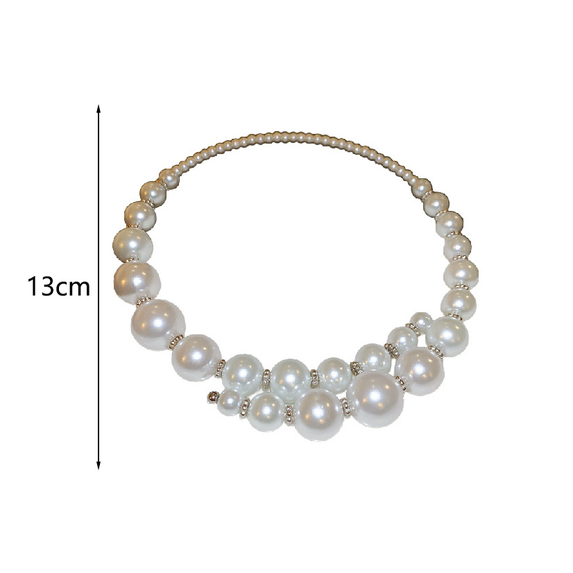 Elegant Geometric Imitation Pearl Alloy Beaded Women's Necklace display picture 1
