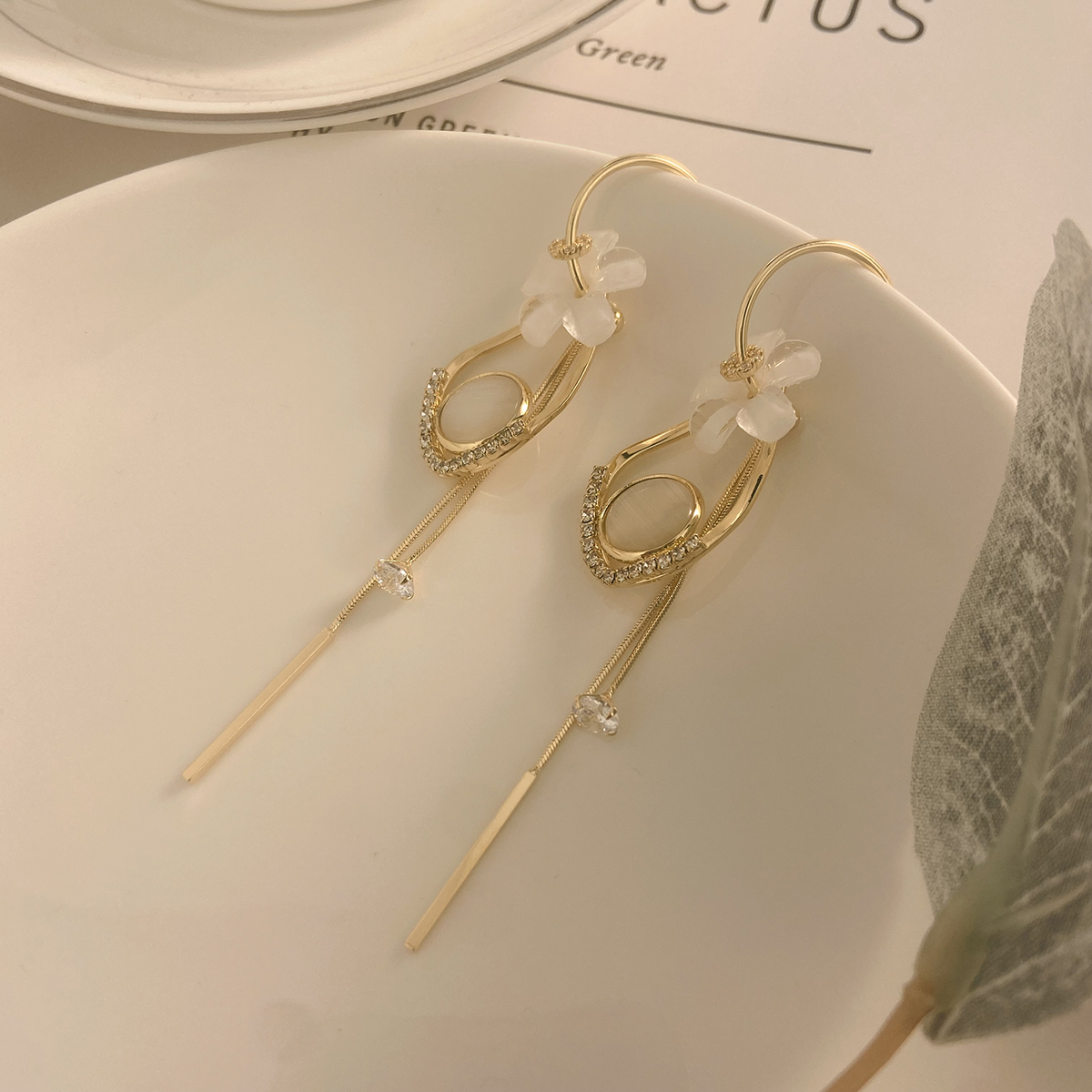 1 Pair Elegant Romantic Flower Plating Inlay Copper Zircon 14K Gold Plated Drop Earrings display picture 3