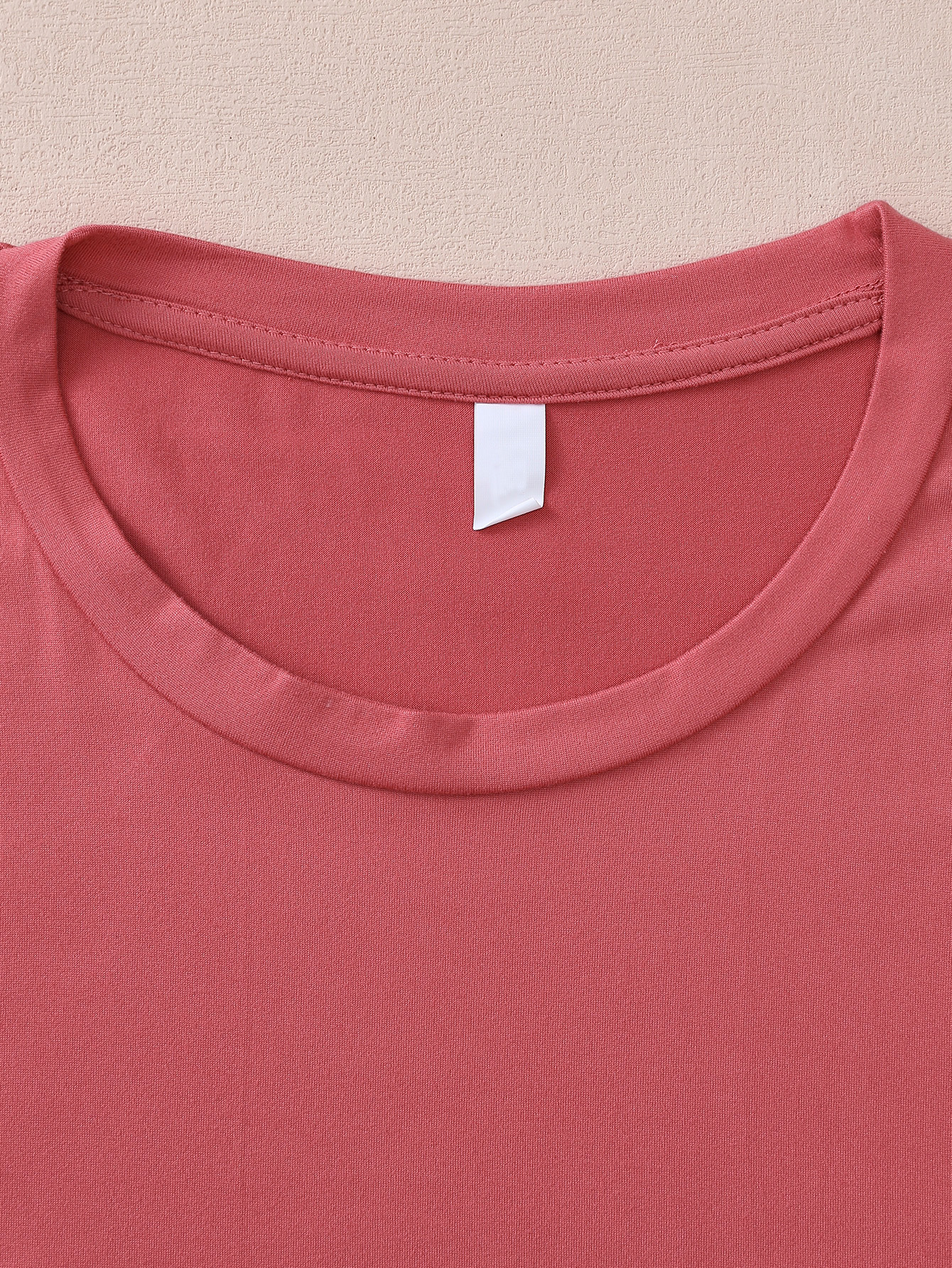 Femmes T-Shirt Manche Courte T-shirts Rond Décontractée Couleur Unie display picture 16