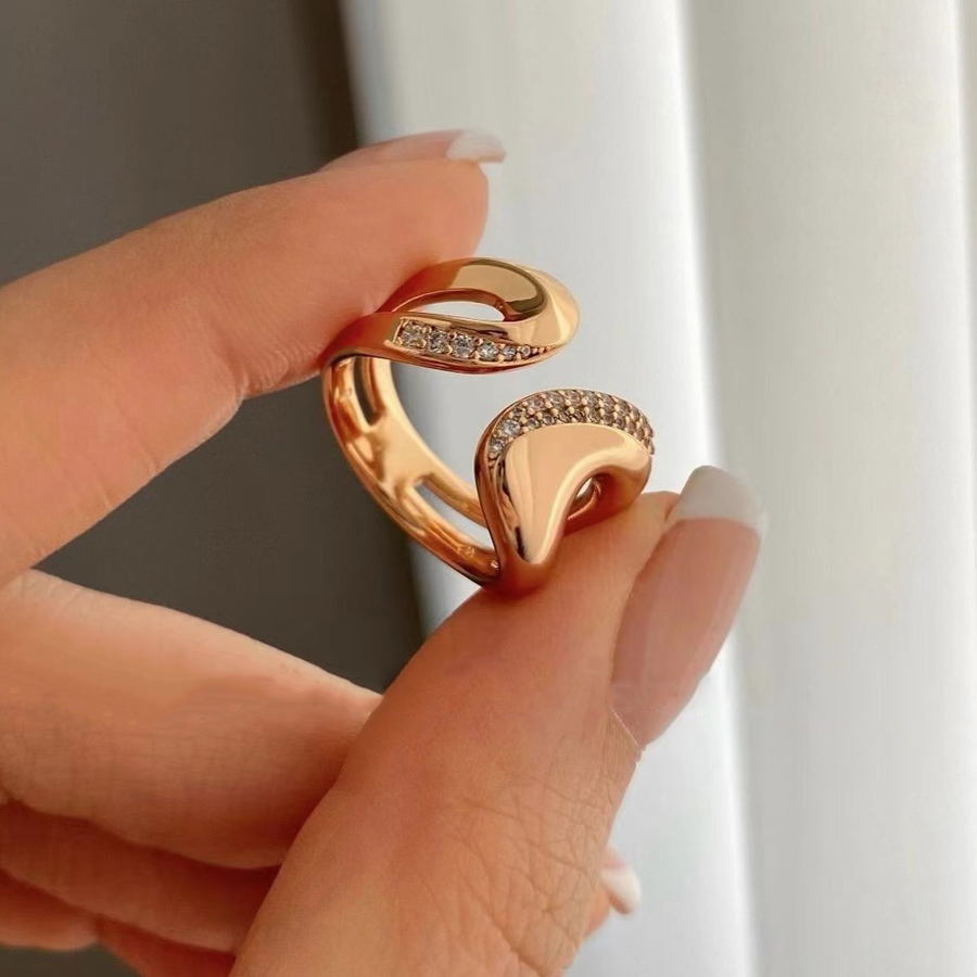 1 Pair Elegant Simple Style Geometric Plating Inlay Copper Zircon Hoop Earrings display picture 4