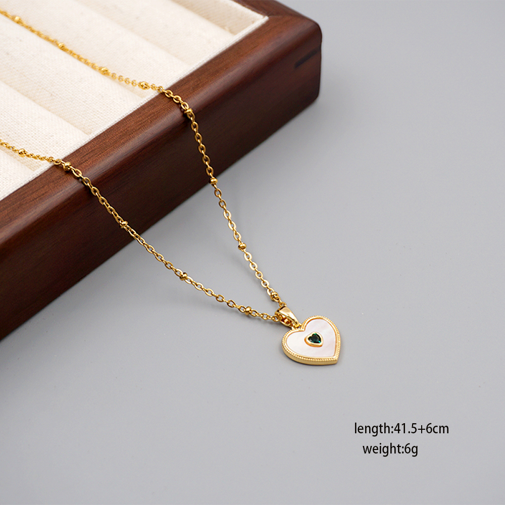 304 Stainless Steel Titanium Steel Copper Gold Plated Retro Classic Style Handmade Inlay Heart Shape Shell Zircon Pendant Necklace display picture 4