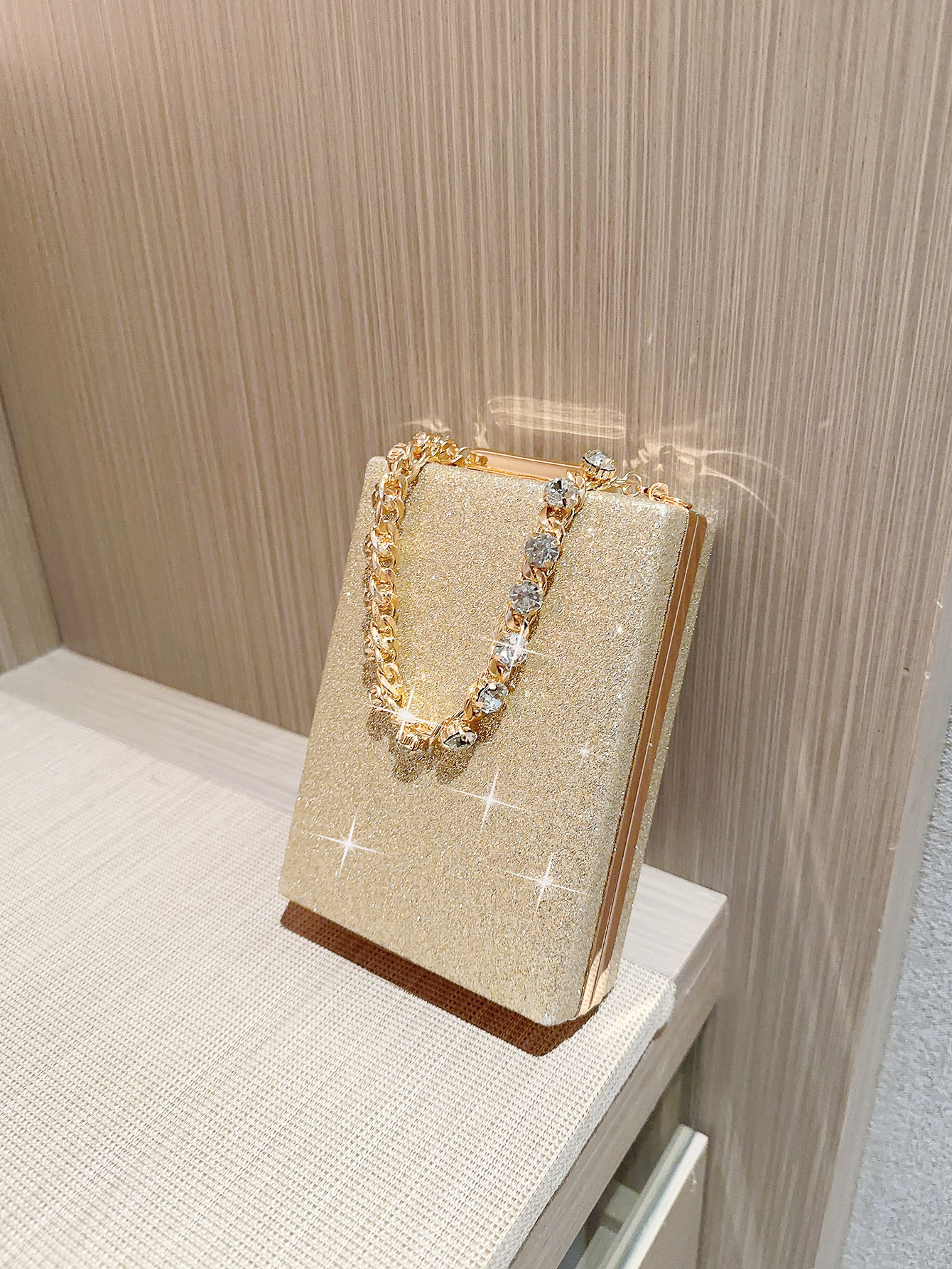 Women's Small Polyester Solid Color Elegant Classic Style Rhinestone Lock Clasp Evening Bag display picture 5