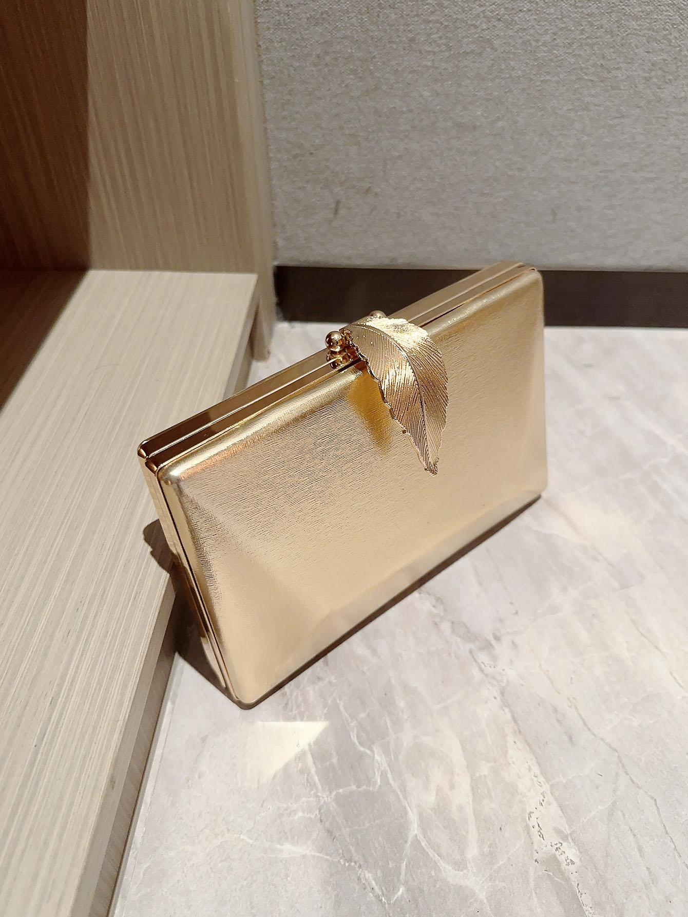 Gold Polyester Einfarbig Kette Abend Taschen display picture 3