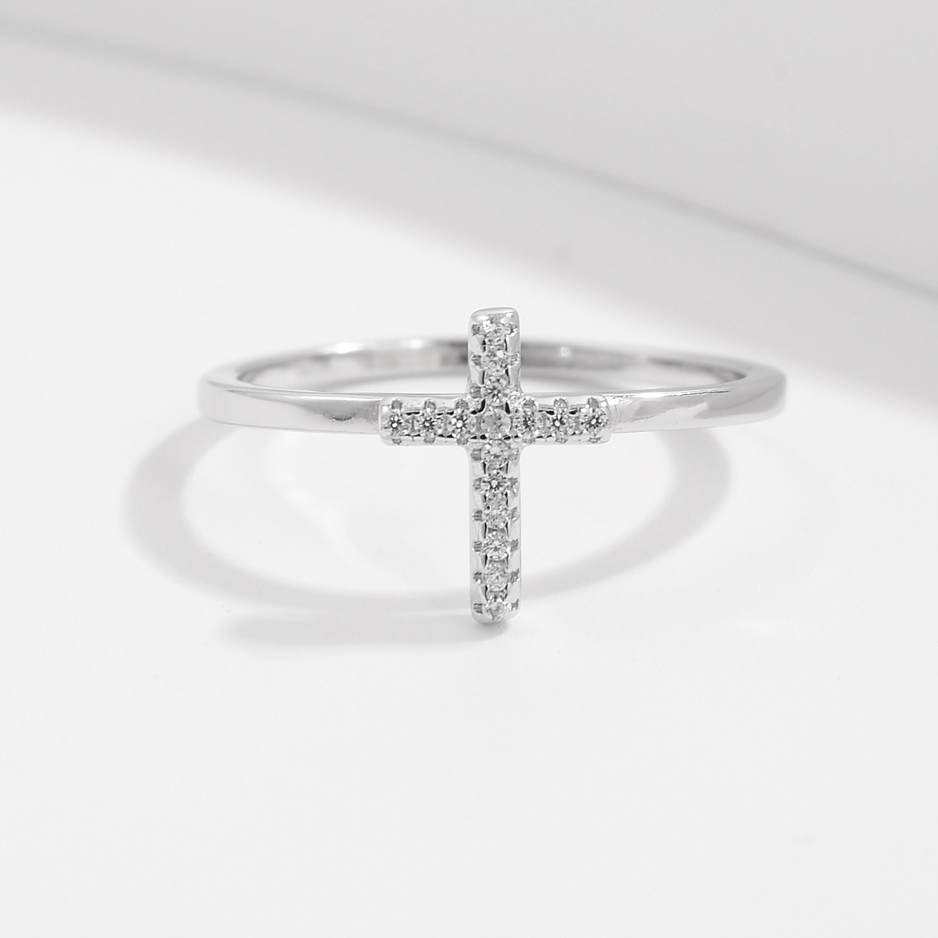 Sterling Silver White Gold Plated Elegant Glam Romantic Inlay V Shape Cross Crown Zircon Rings display picture 3