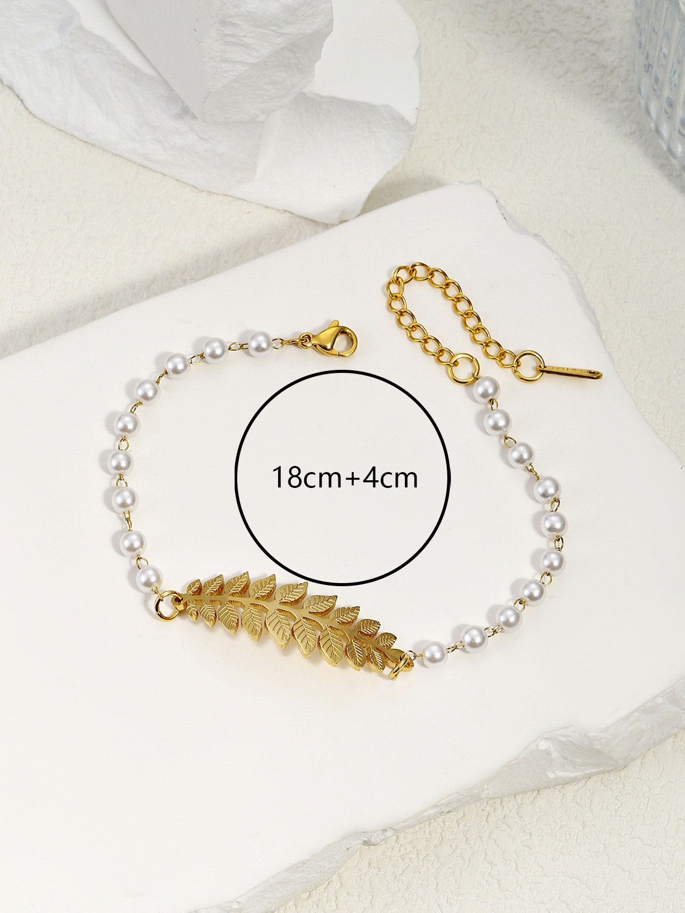 304 Stainless Steel Imitation Pearl 18K Gold Plated Elegant Lady Classic Style Beaded Plating Four Leaf Clover Angel Palm Artificial Pearls Bracelets display picture 2