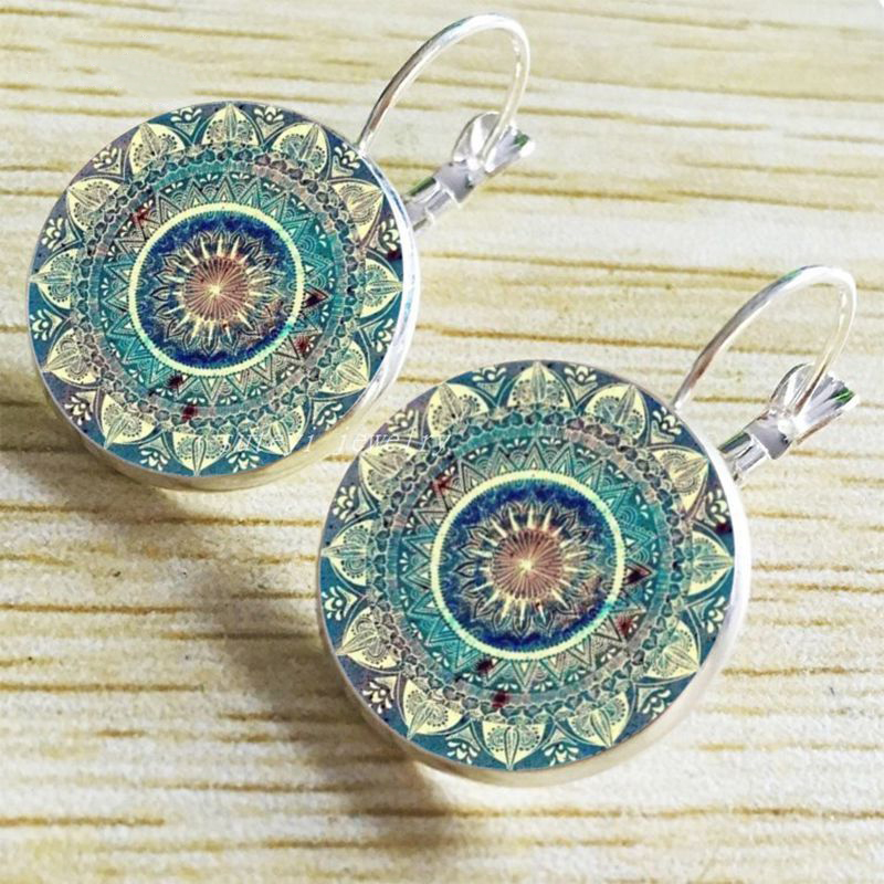 1 Pair Retro Color Block Inlay Alloy Glass Earrings display picture 7