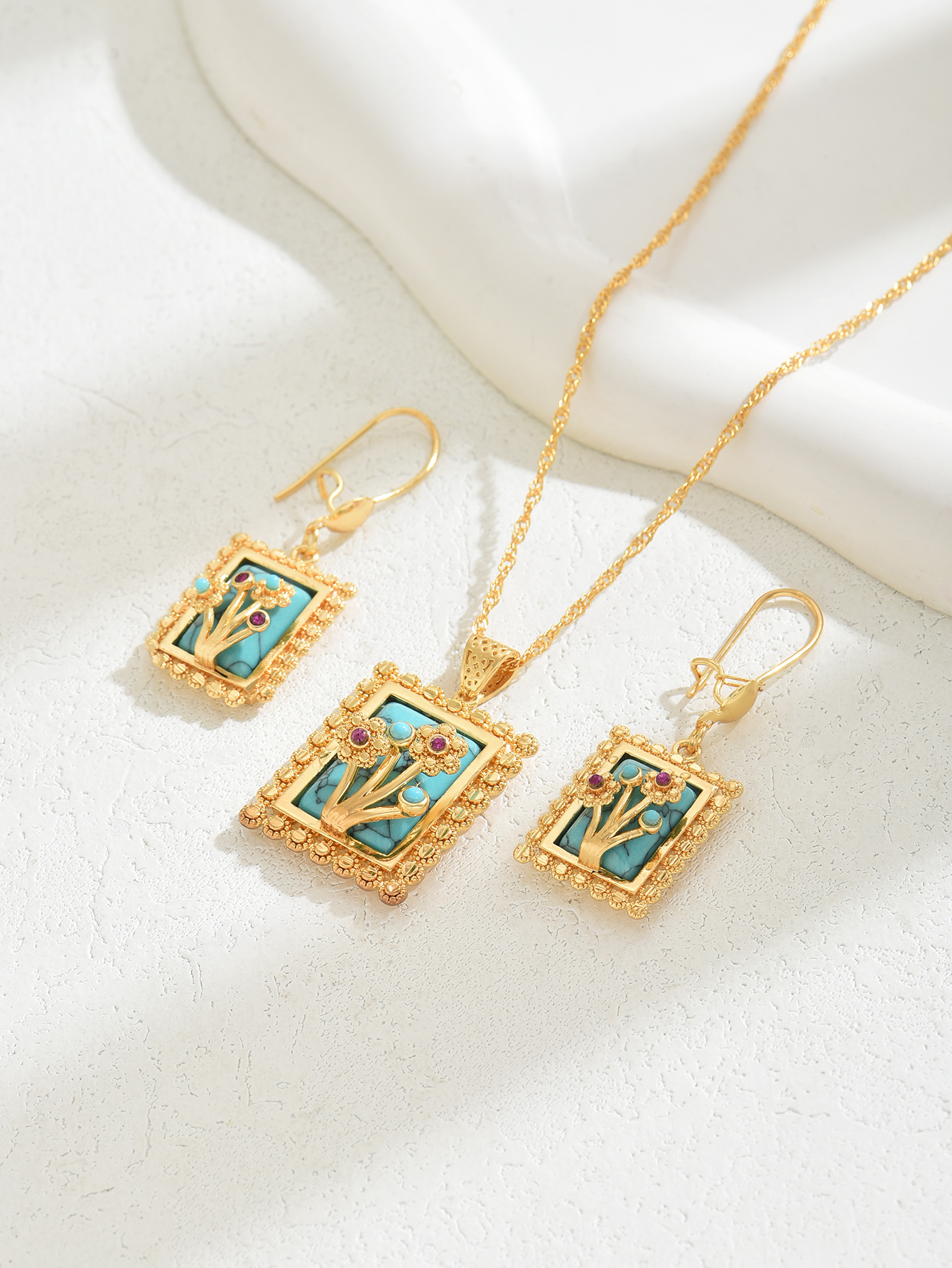 Copper 18K Gold Plated Elegant Vintage Style Lady Inlay Water Droplets Rose Turquoise Rhinestones Earrings Necklace display picture 5